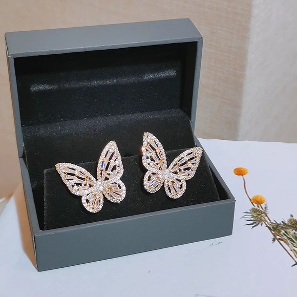 Butterfly earrings - Picture 4 of 5